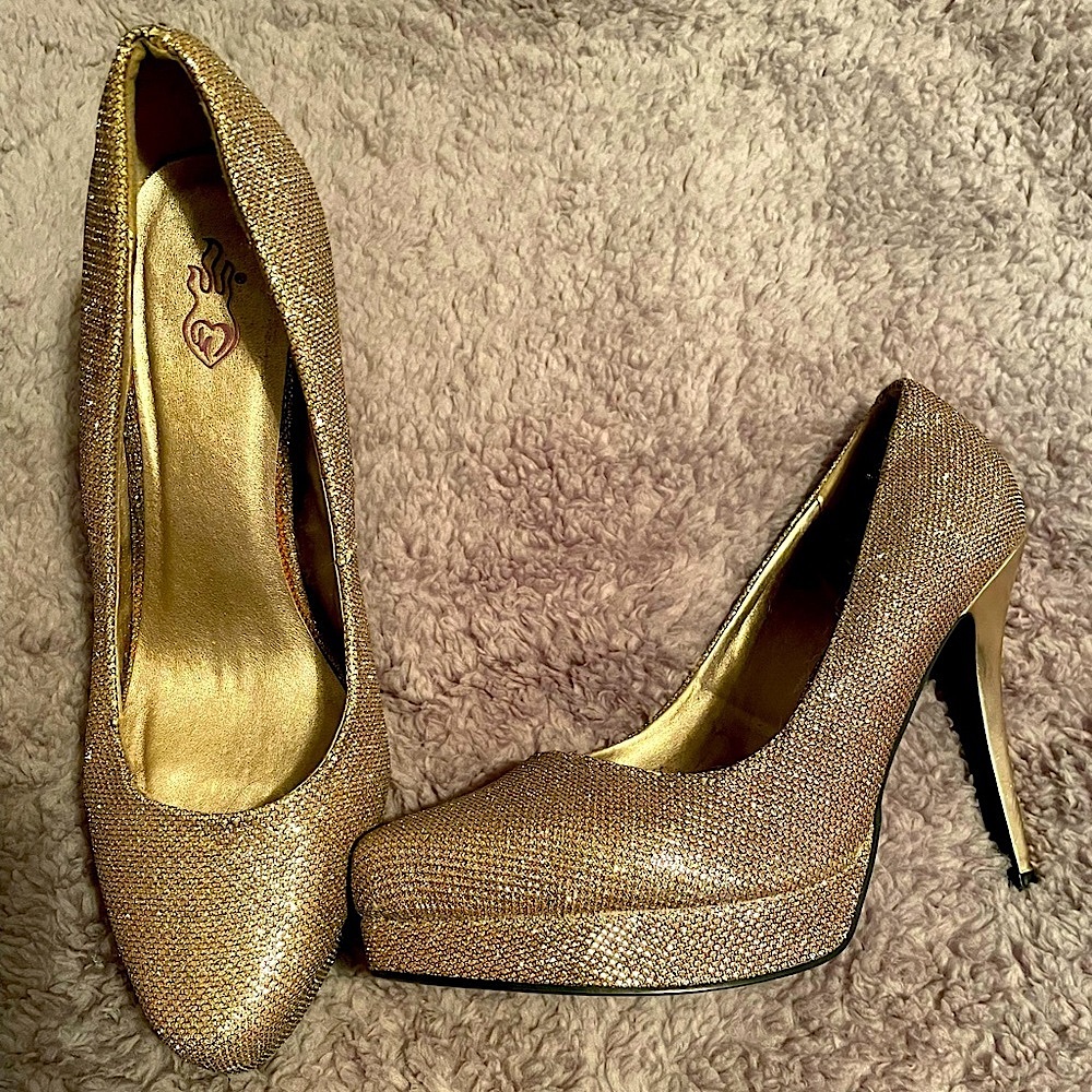 Gold/Sliver size 12 heels